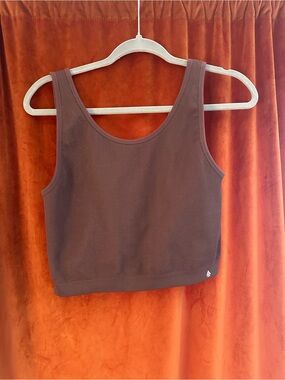 Cali sport large brown crop top